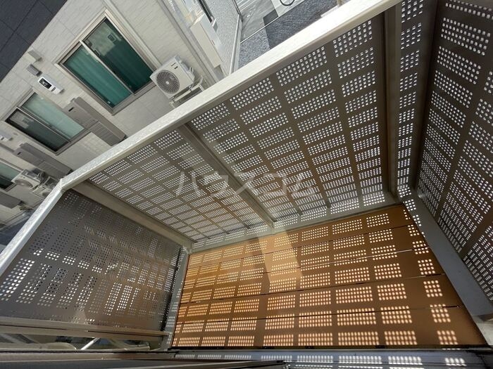 13/24 バルコニー