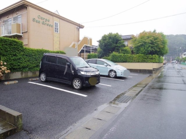 19/20 駐車場
