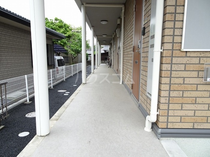 17/21 エントランス