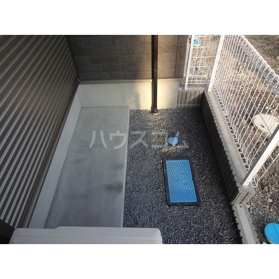 20/26 エントランス