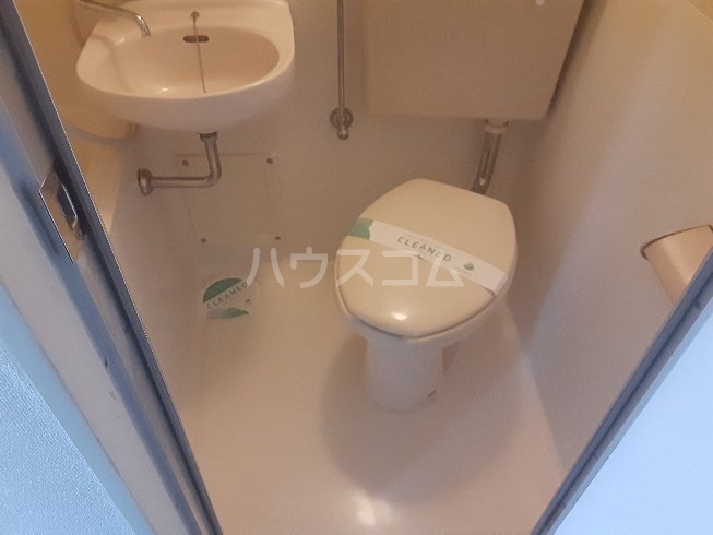 13/30 トイレ