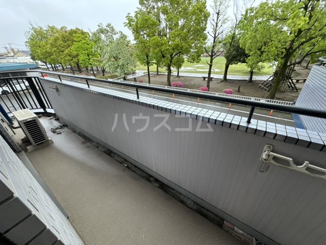 18/26 バルコニー