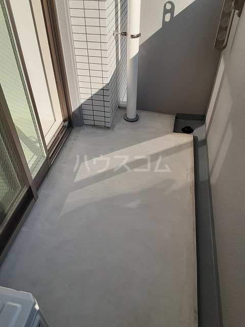 19/29 バルコニー