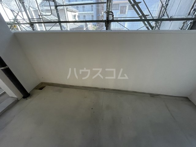 21/30 バルコニー