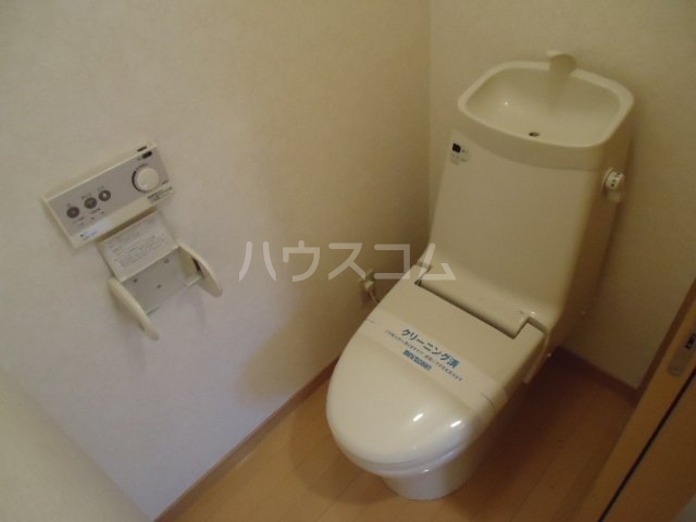16/27 トイレ
