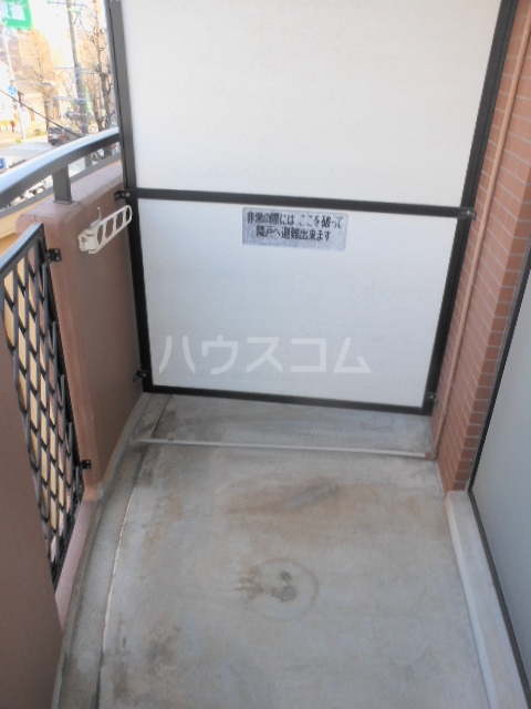 13/17 バルコニー