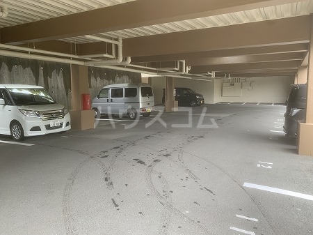 21/30 駐車場