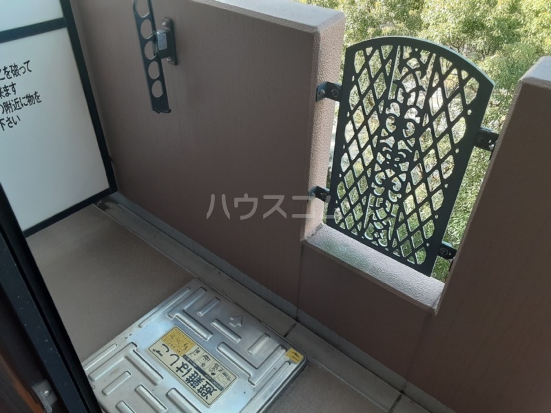 13/30 バルコニー