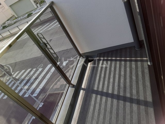 20/30 バルコニー