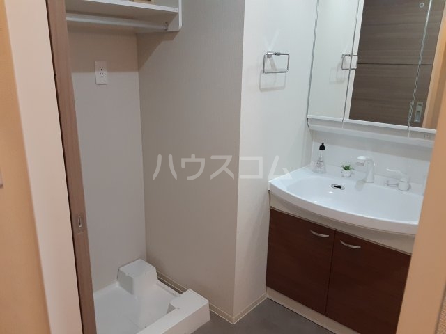 17/30 洗面