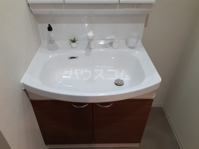 16/30 洗面