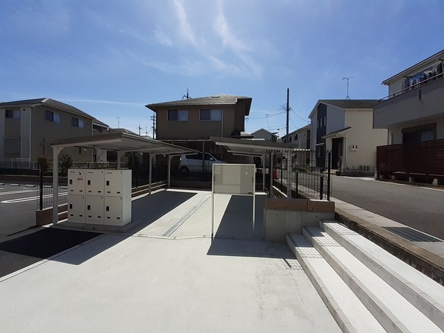 13/20 エントランス