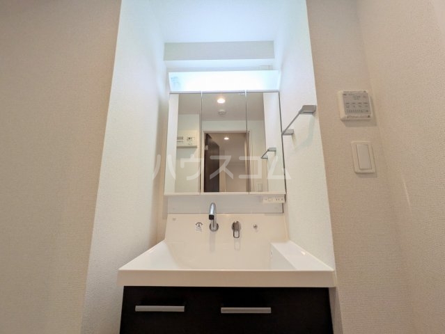 14/30 洗面