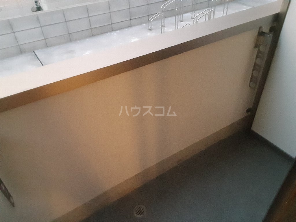 18/26 バルコニー