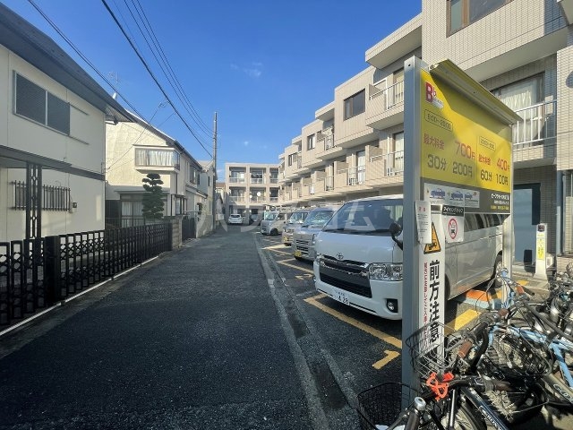 22/30 駐車場