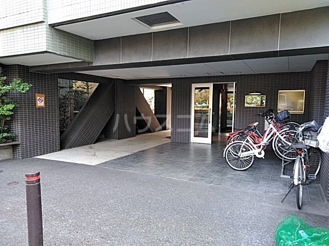 2/8 エントランス