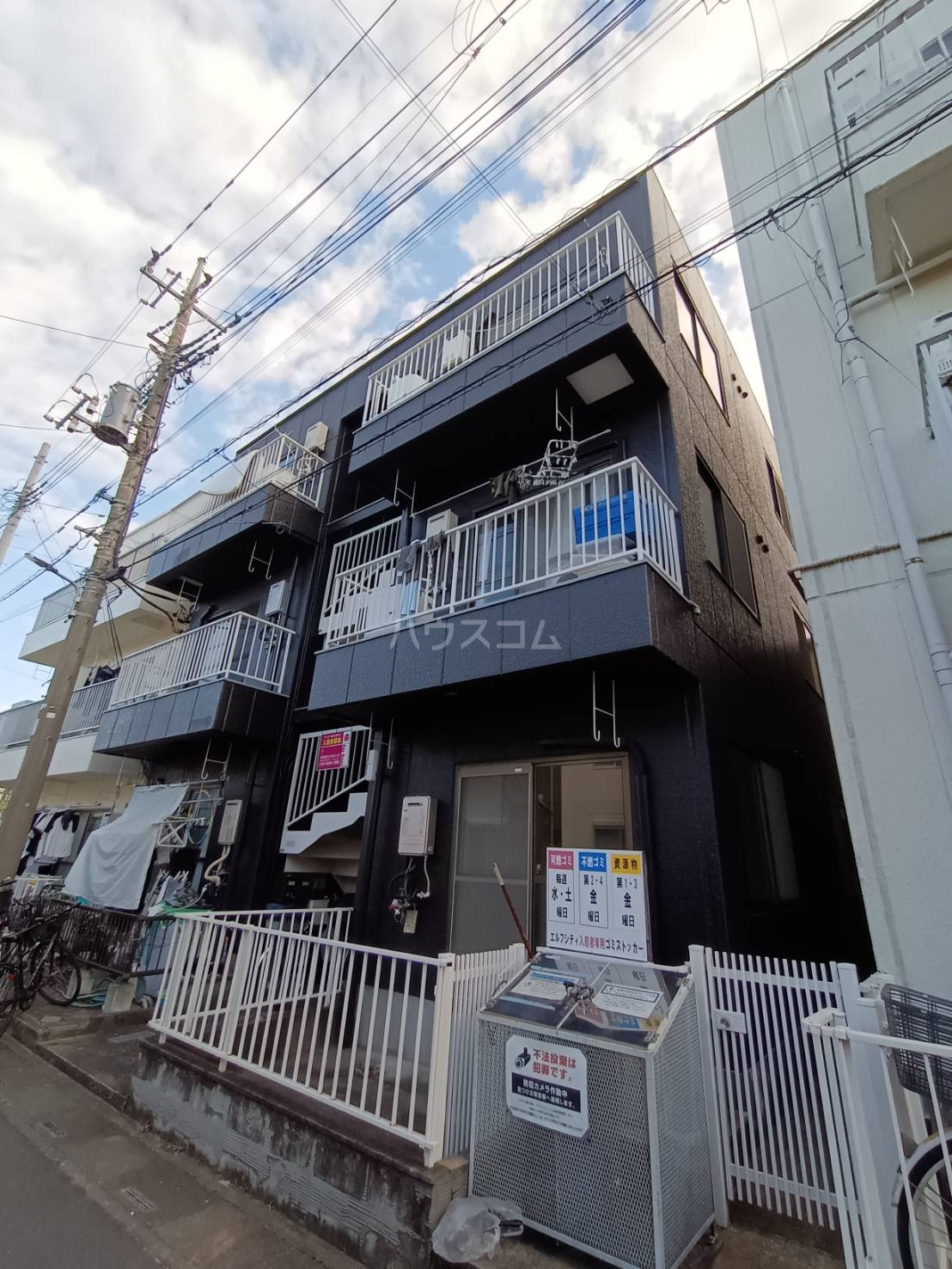 2/30 外観