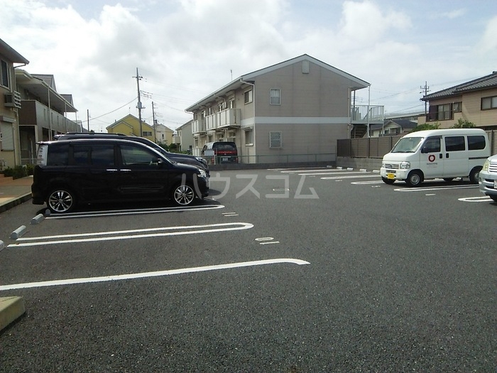 17/27 駐車場