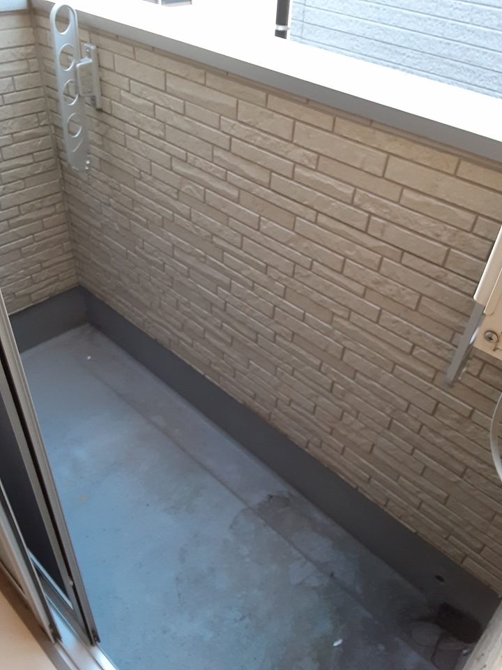 16/22 バルコニー