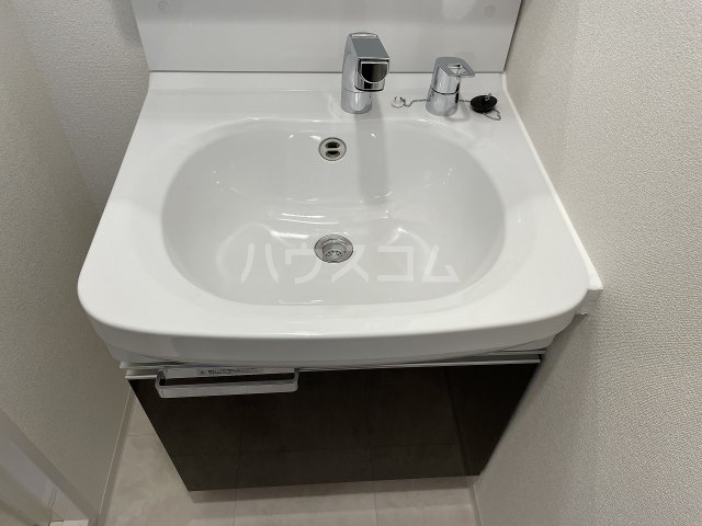 16/30 洗面