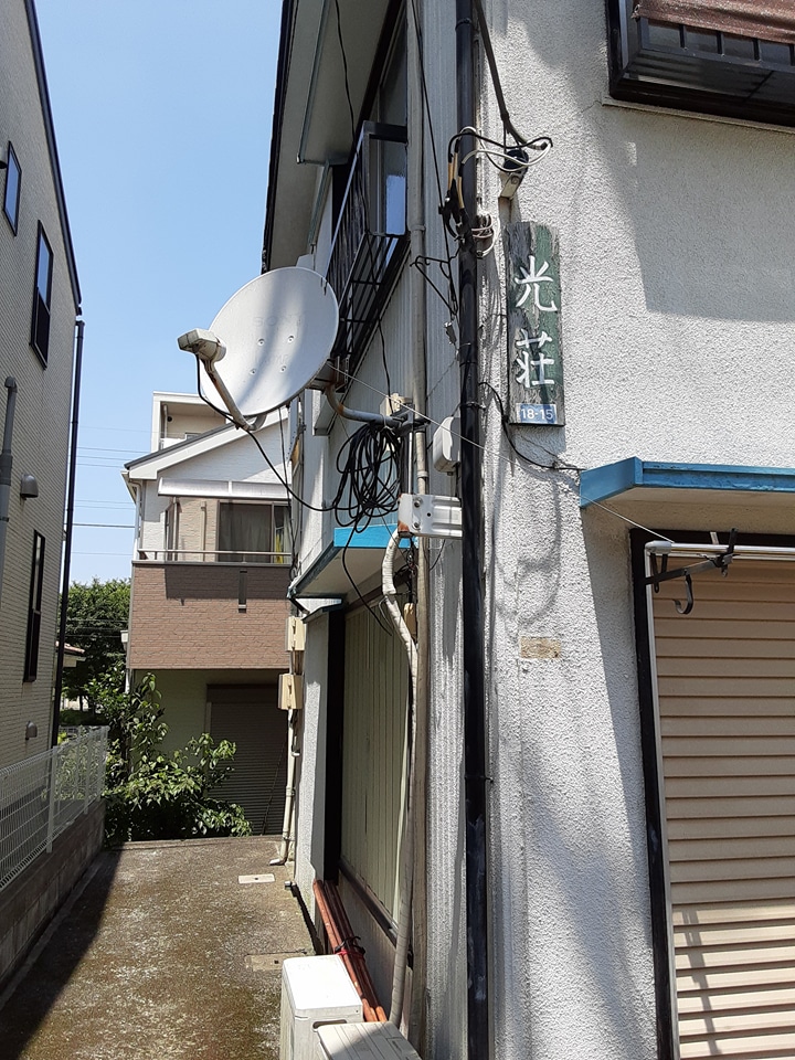 24/30 エントランス