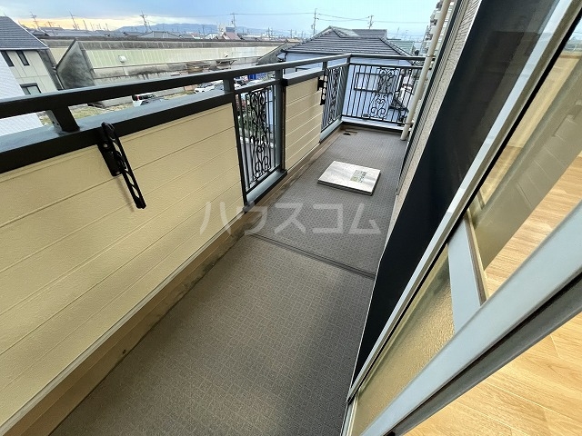 17/25 バルコニー