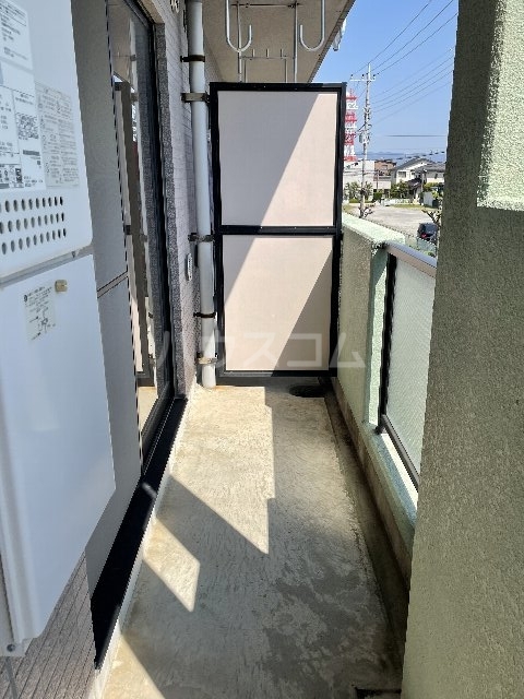 20/27 バルコニー