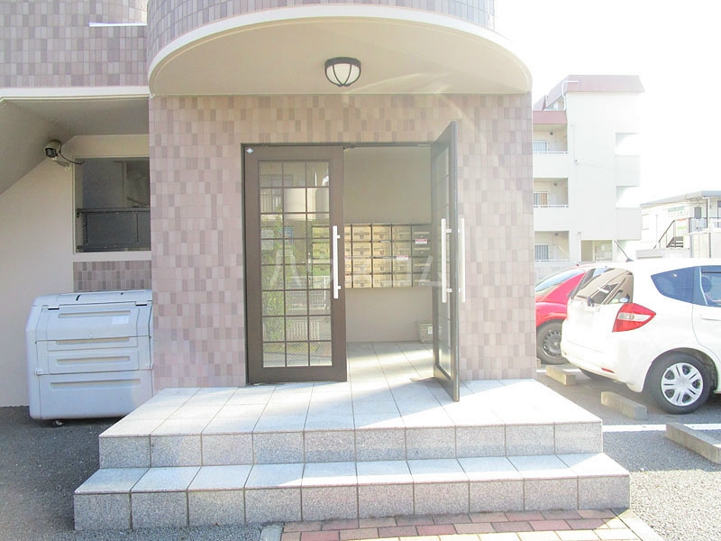 20/28 エントランス