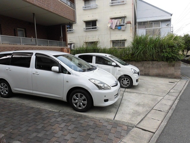 14/24 駐車場