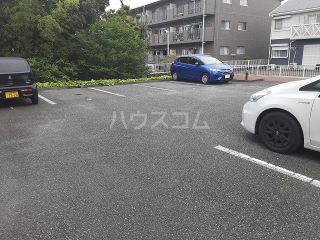 24/28 駐車場