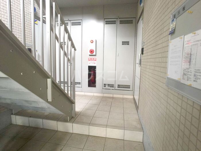 21/28 エントランス