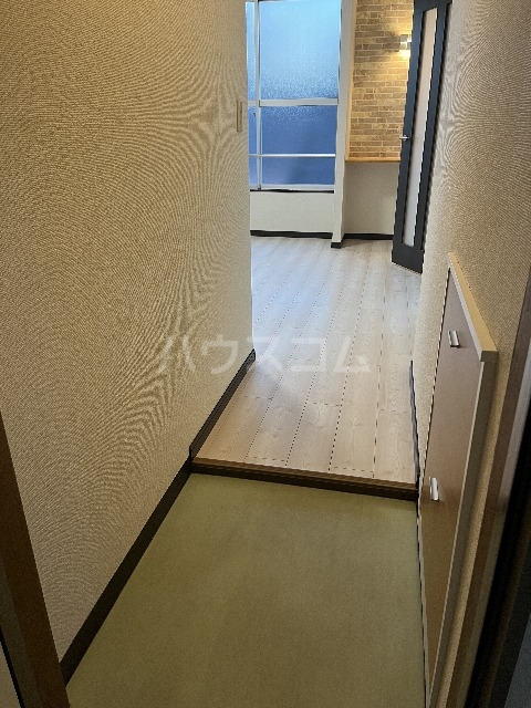 8/18 玄関