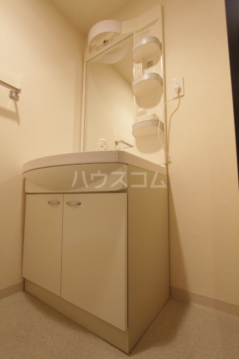 13/30 洗面