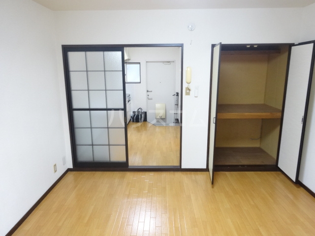寝室