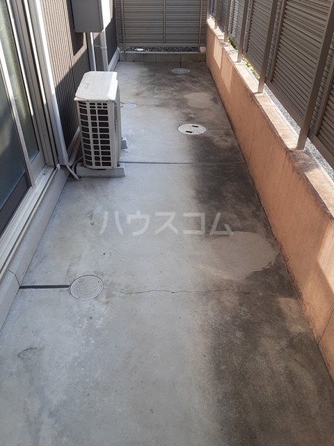 23/30 バルコニー