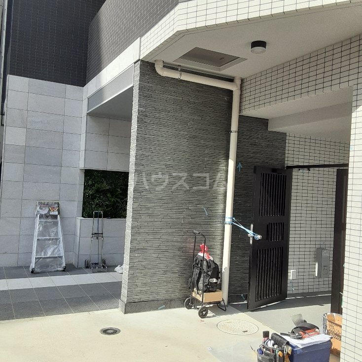 29/30 エントランス