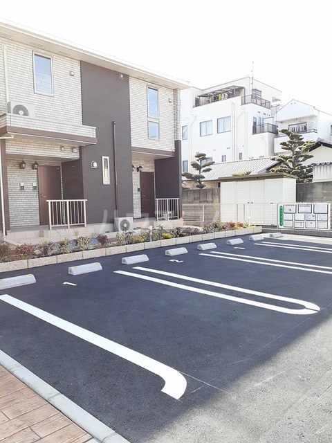 2/8 駐車場