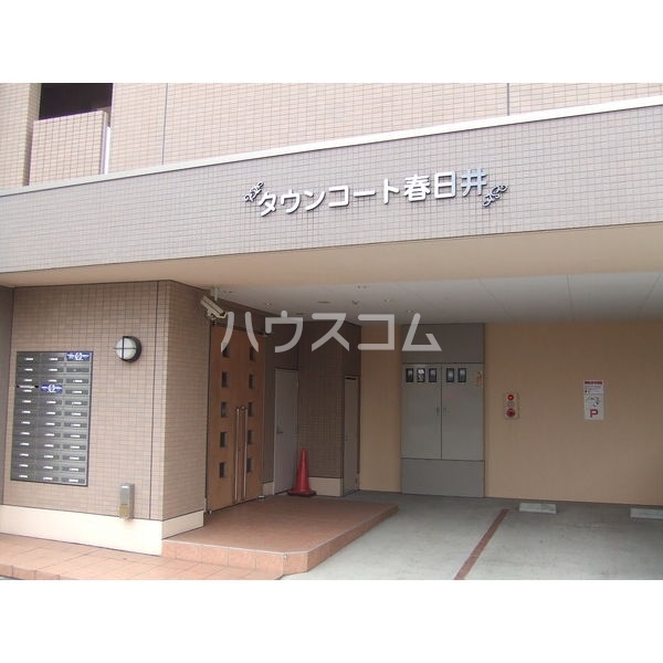 13/23 エントランス