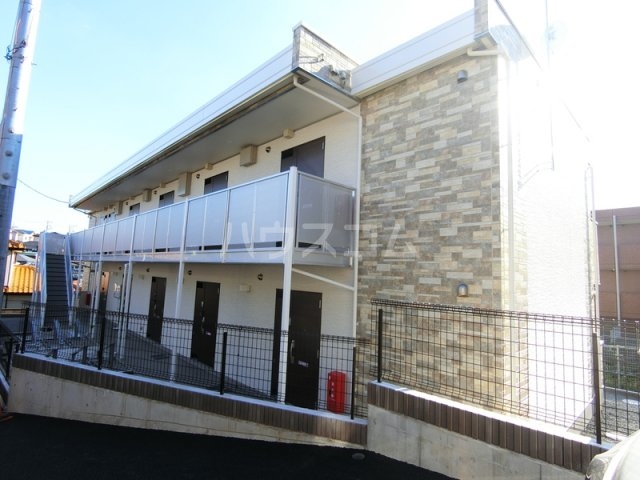 17/19 エントランス