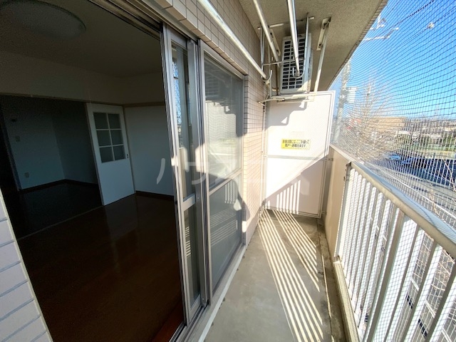 16/28 バルコニー