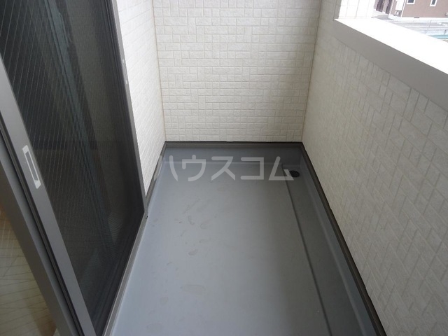 18/25 バルコニー