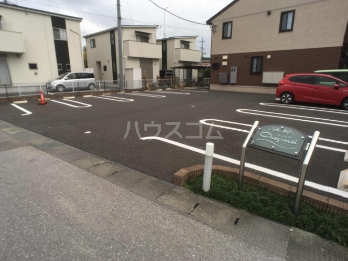 20/28 駐車場