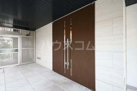 15/25 エントランス