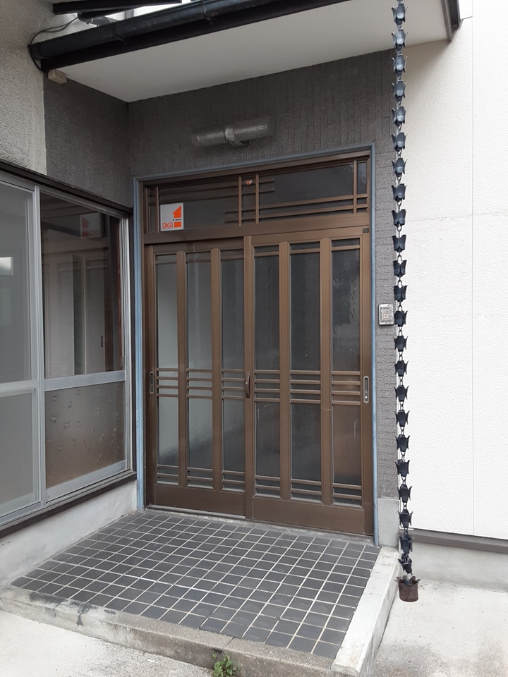 2/3 エントランス