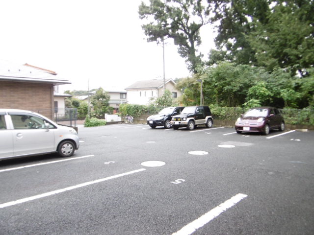 17/27 駐車場