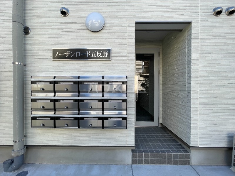 17/21 エントランス