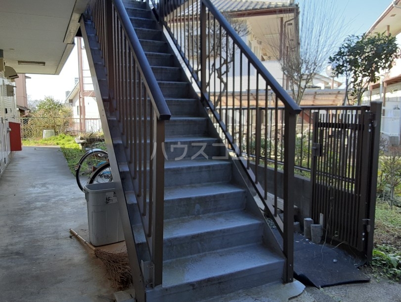 19/29 エントランス