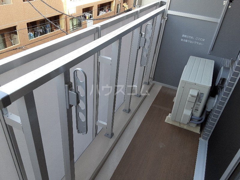 19/30 バルコニー