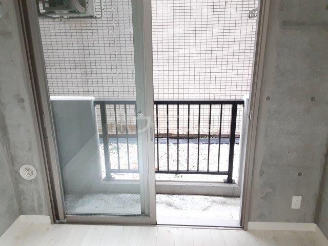 18/30 バルコニー