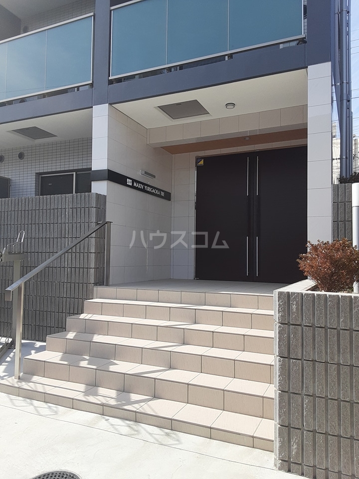 22/30 エントランス